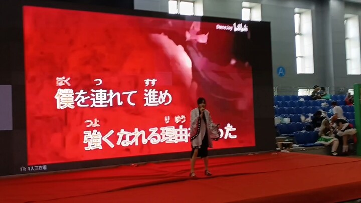 [Kimetsu no Yaiba] Jaw-Dropping Opening! Explosive Rengoku Kyoujurou Cosplay Cover at the Anime Conv