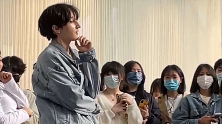 ถ้าไม่ใช่โอนานะในฤดูร้อนจะเต้นอะไรดี?