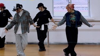 العودة إلى التاريخ الذي أنشأه EXO!