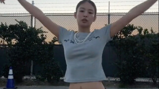 为什么没看到韩娱爱豆cha Jennie这首歌！