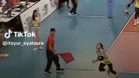 hot talaga ang bola
