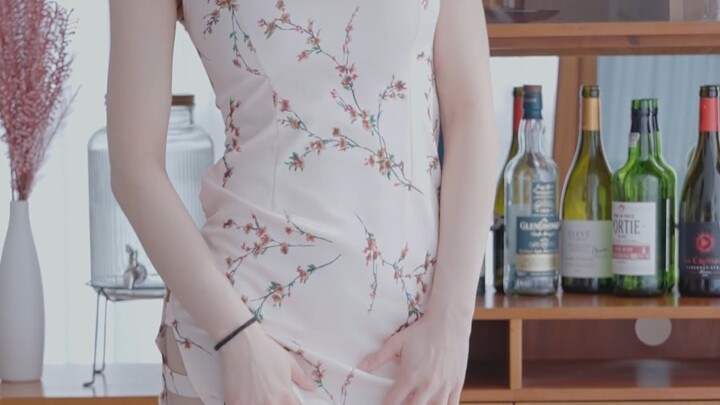 Loạt phối đồ của cô nàng ChoiApple & áo sườn xám vẫn là gợi cảm nhất