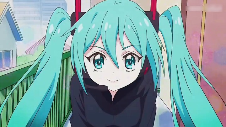 Hatsune bán hành trên sân khách