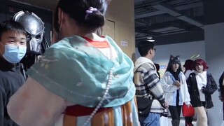 After taking off the mask, the girl became more excited