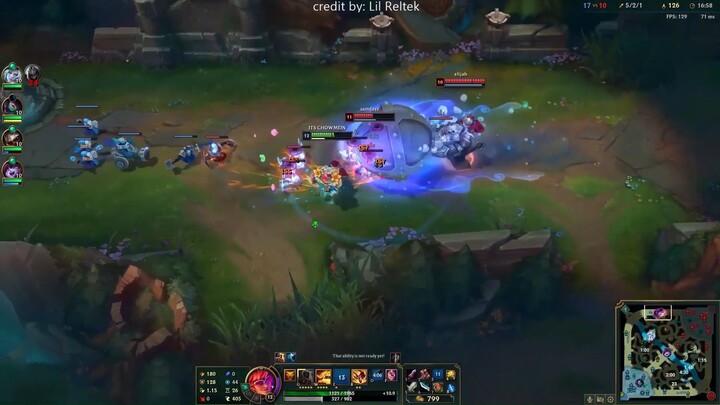 Kogmaw nhả nước miếng chiêu cuối cực khó chịu trong chế độ URF #game
