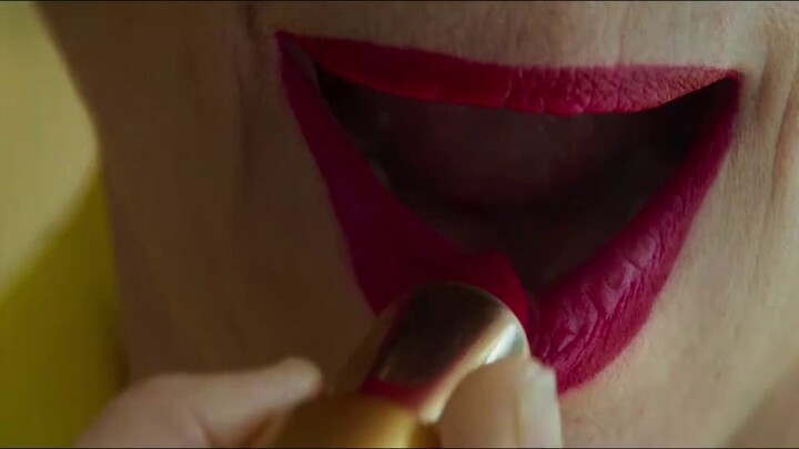 Tilda Swinton + Julianne Moore! Almodovar's new film "The Next Room" first released trailer!