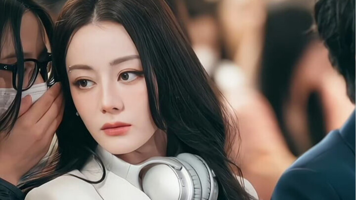 สวยจนถึงขั้นสุด แค่ทำหน้าเฉยเมยก็ยังดูร้ายลึกได้! 【ตี๋ลี่เร่อปา】