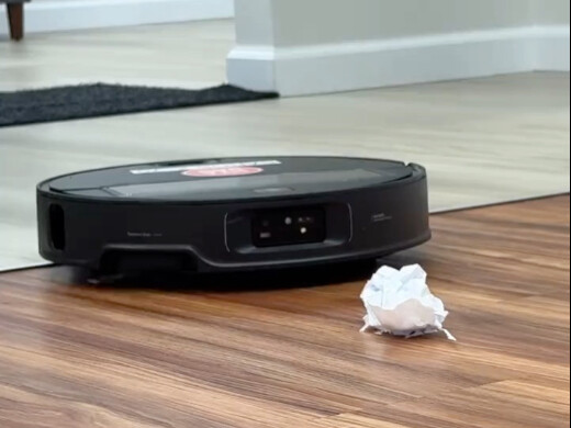 Kiểm tra máy hút bụi tự động