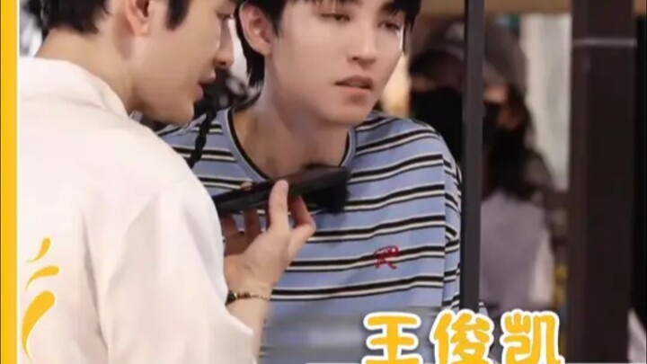 Wang Junkai opened the comment section: Finally, there’s a new development regarding the exhibition 