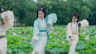 “用曲裾来配这盛世繁华”🪷古典舞：《盛世宴歌》