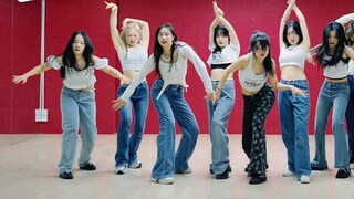Tôi đã đến JYP để mượn một phòng học để chụp phòng tập kỷ niệm 5 năm của Twice-More & More
