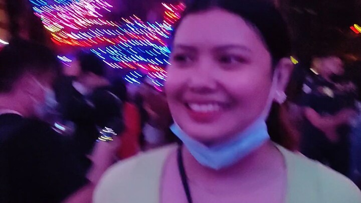 Ayala Triangle Christmas Light Show