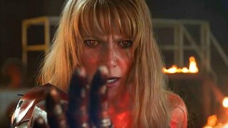 Pepper tidak pernah memakai baju besi Iron Man, dan bahkan berlatih gerakannya di belakang punggungnya