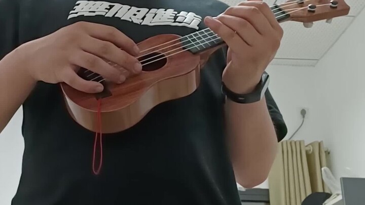 Saat Anda menggunakan ukulele 30 untuk memainkan solo gitar Bohemian Rhapsody [kinerja berkualitas r