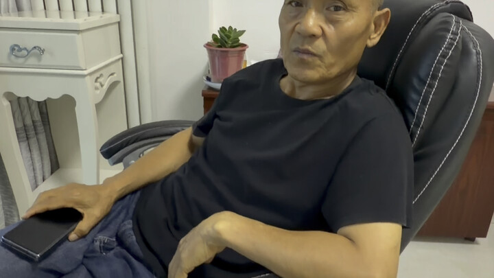 Kalau begitu, jadilah malaikat satu sama lain; aku akan menjadi langit