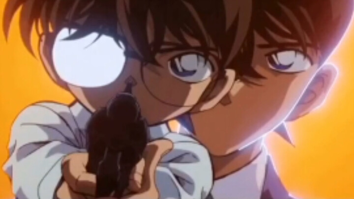 Kudo Shinichi is so handsome and comes to the rescue, love it.
