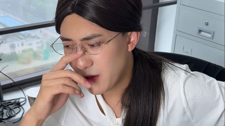 In this episode, undercover agent Fang Kai's mission is to break up all the couples in the class. Wi