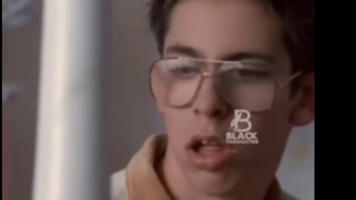 Dude doesn't trust women💀😂