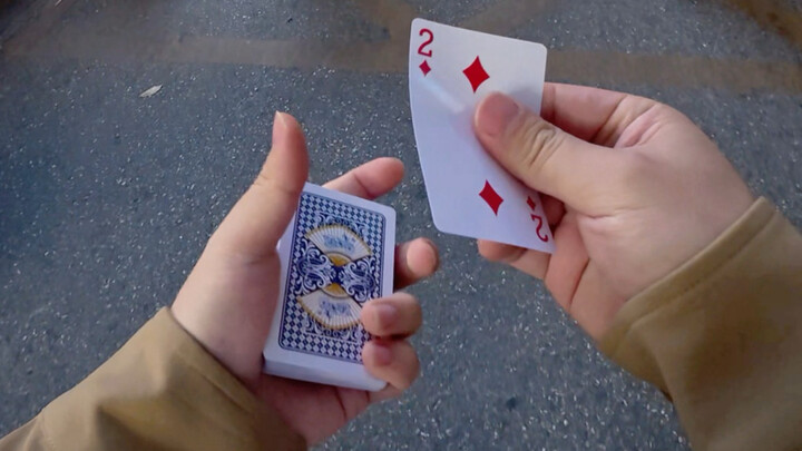 I heard someone wants to check the cards? Just grab a pack of Yaoji from the convenience store and y