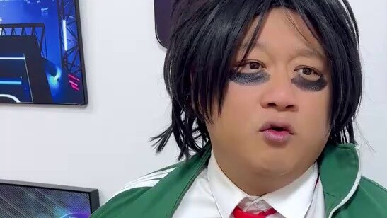 Internet cafe master will lay eggs