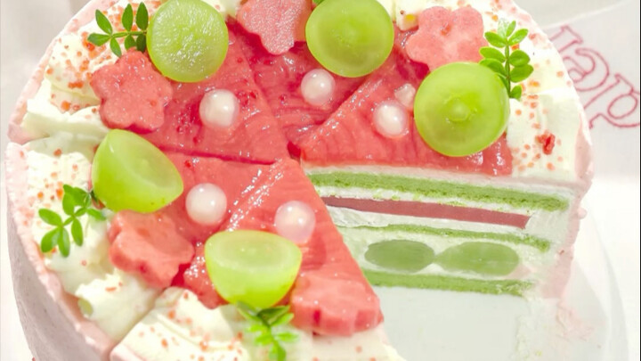 Matcha, Green Grape, and Banana Cake | Sweet-and-Sour, Bursting with Juice, Fresh and Refreshing—Per