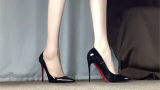 Koleksi sepatu hak tinggi/Kakak langsung berhasil menangkap nuansa mewah