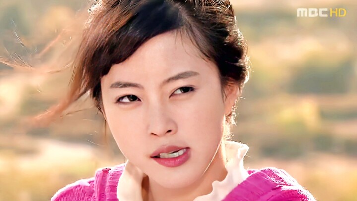 بدلًا من تحمّل الاستنزاف الداخلي، من الأفضل أن تُجنّ وتقتل الآخرين! البطلة شجاعة جدًا هههههه