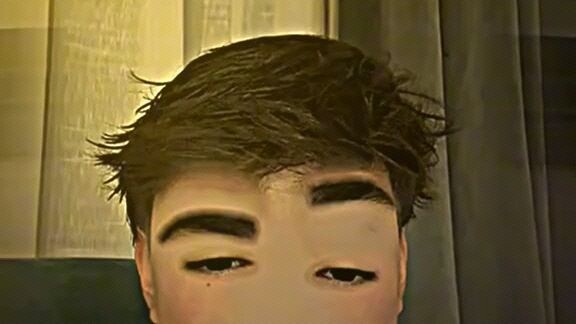 gagi cute pag walang ilong hahahahahahahaha