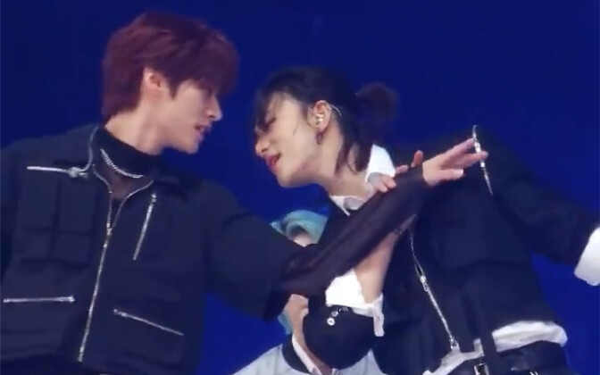 يا إلهي! نظر عن قرب إلى صانع المتاعب الذي اختاره نوو، ها ها ها~