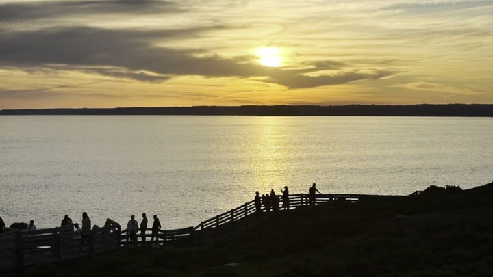 Phillip Island's Sun and Moon