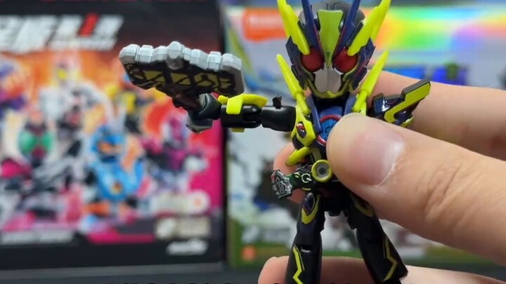 A collection of runaway characters?! W-form switching gameplay! Broco Blockman Kamen Rider Starlight