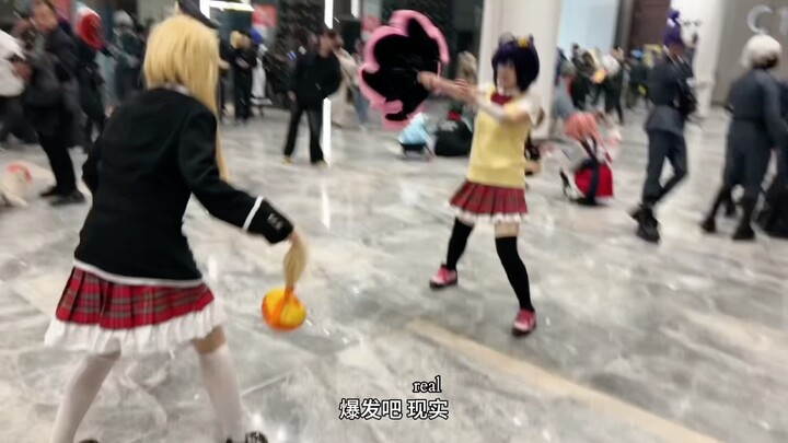 The Relatable Bystander’s POV on Those Over-the-Top Middle-Schooler Fights Everyone Loves Watching