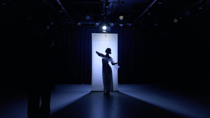 Zeng Kene’s New Song “Like a Painting” – Dance-Style MV