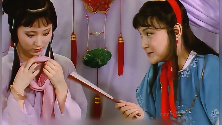 Ai mà hiểu nổi! Phim bây giờ hôn nhau đến mòn cả môi cũng chẳng diễn được cái cảm giác này, không cầ