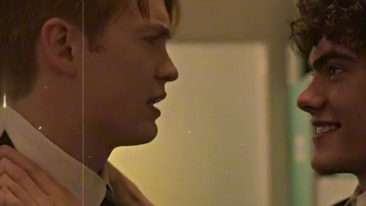 Heartstopper #heartstopperkissingscene#kissscene#kiss