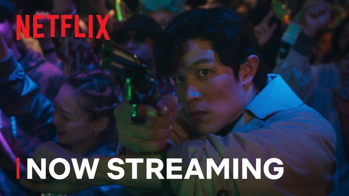 Bullet Through the Crowd: Ryo Saeba's Supreme Shooting Skills | City Hunter | Netflix Philippines