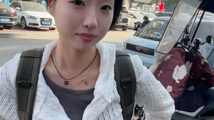 Ini sama sekali bukan bohong, benar-benar rasanya seperti mala tang plus hot pot dengan kacang ferme