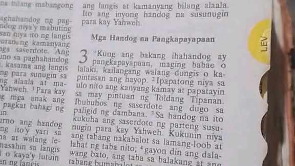 Pang Araw Araw na Talata.     Leviticus 3:1-5