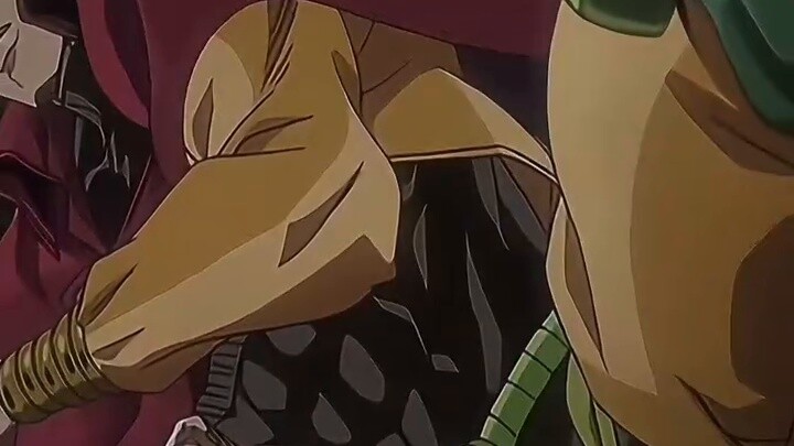 "Vòi phun màu ngọc lục bảo có bán kính 20 mét"