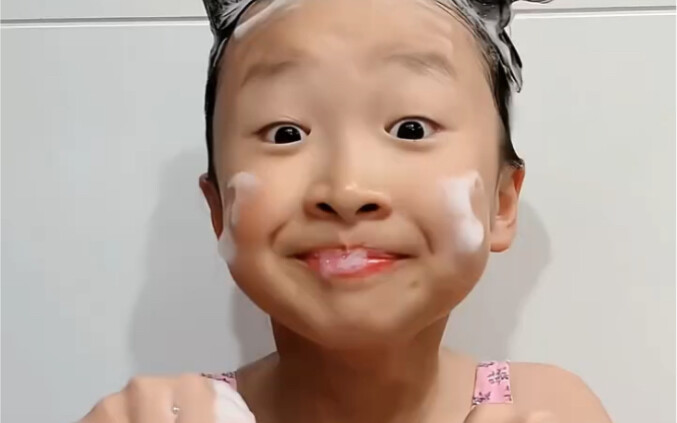 Ketiga adik perempuan ini semua ingin jadi sahabatmu, kamu suka nggak?