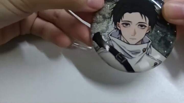 "เกี่ยวกับนิทรรศการ Kou Kou ที่ละเมิดลิขสิทธิ์ Baji ฉันซื้อที่ร้านเครื่องเขียนของโรงเรียนด้วยความตั้