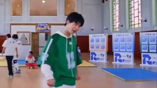 (Bai Lu Fan Cheng Cheng) Why can't we wait until the end