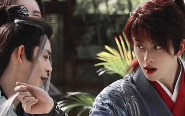 Shaoge||They really make me cry to death!! They are so loving~