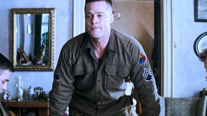 Sial, aku kembali tertipu oleh mereka, aura Brad Pitt memang kuat sekali!