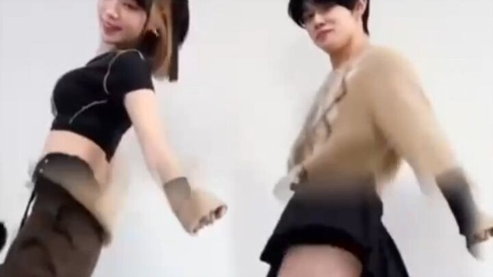 “antifragile” Challenge: Kim Chae-won & Choi Ye-joon Swap Upper Body Shots!