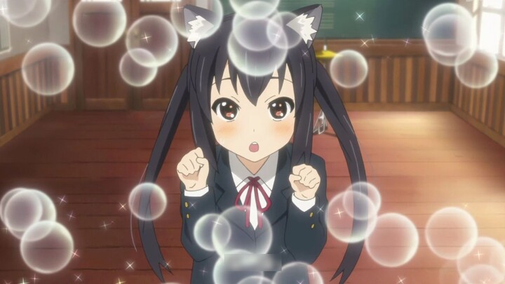 A Zi's meowing is pure enjoyment for three minutes