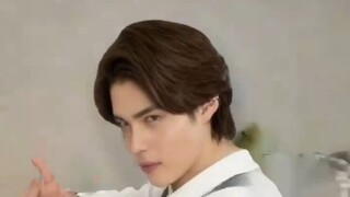 Masked Rider đã gia nhập chiến trường đầy thú vị! Tuyển thủ kỳ cựu Wanjin Mo nhảy điệu nhảy điệu ngh