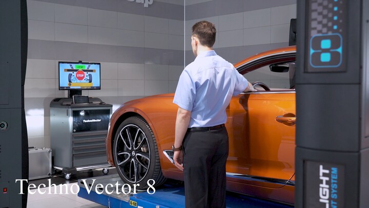 TechnoVector 8 contactless wheel aligner (8218)
