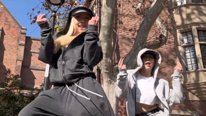 Hành động Hollywood bùng nổ