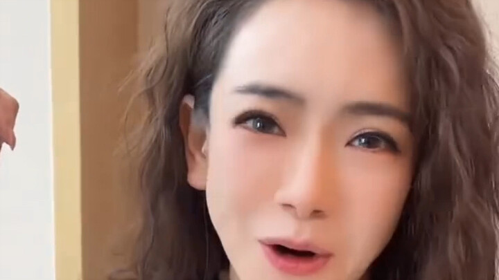 #QiWeiBangBang# Mati ketawa gara-gara Kak Qi, lebih dulu nyinyirin diri sendiri sampai netizen nggak